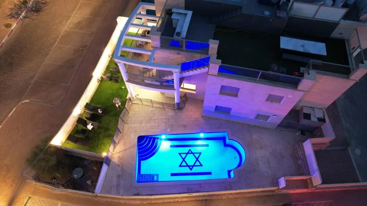 Private Pool, 3Br Garden Apartment, Aquarelle Eilat Apartment